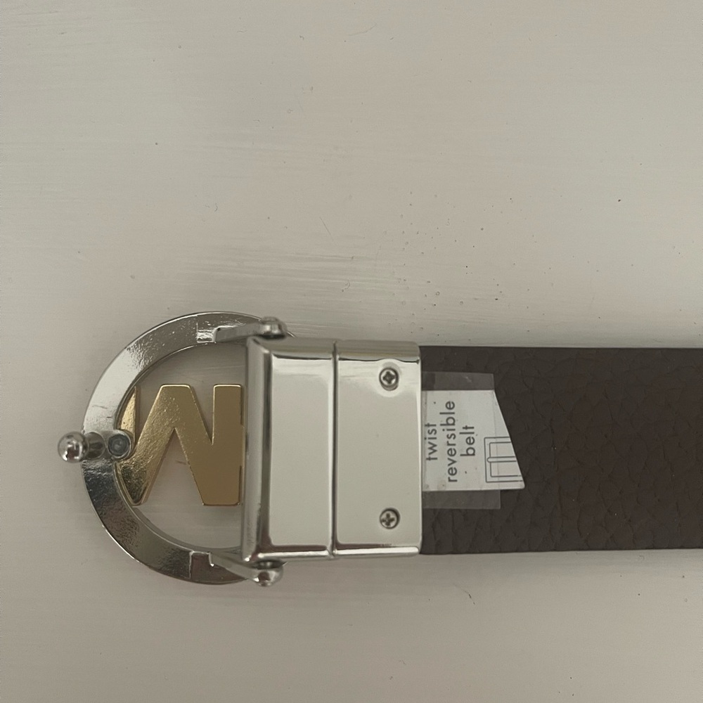 Michael Kors Reversible Black and Brown Belt - Picture 4 of 4